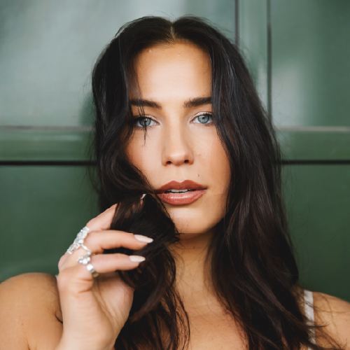 Molly Hammar