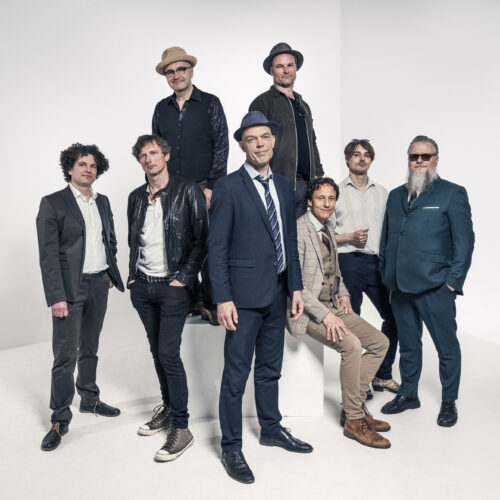 THORBJØRN RISAGER & THE BLACK TORNADO